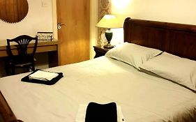 central en-suite room